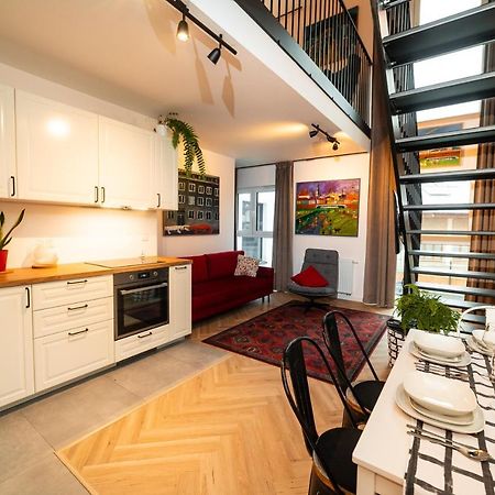Apartament Mazagran Zamość エクステリア 写真